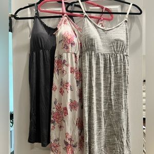 Set of 3 Motherhood Maternity Essential Nursing Nightgowns- sz M